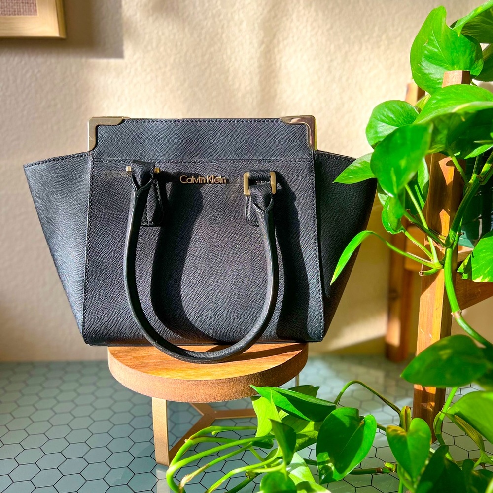 CALVIN KLEIN On My Corner Saffiano Leather Mini Satchel